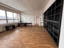 Pronájem kanceláře, Bruntál, Rýmařovská, 600 m2