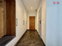 Prodej bytu 3+1, Karviná - Mizerov, tř. Těreškovové, 57 m2