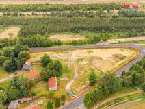 Prodej komerčního pozemku, Dolní Nivy, 10168 m2