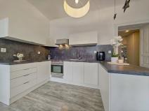 Prodej bytu 4+1, Jindřichův Hradec, Stará cesta, 132 m2