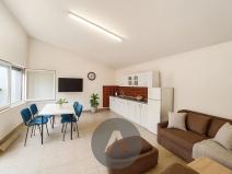 Prodej rodinného domu, Pohořelice, nám. Svobody, 154 m2