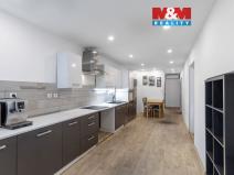 Prodej rodinného domu, Paskov, Komenského nábřeží, 215 m2