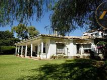 Prodej vily, Estepona, Španělsko, 220 m2