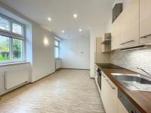Pronájem bytu 2+1, Liberec, Baarova, 70 m2