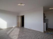 Pronájem bytu 1+kk, Praha - Černý Most, Doležalova, 34 m2
