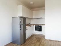 Pronájem bytu 1+kk, Praha - Holešovice, Malá Plynární, 33 m2