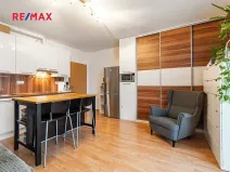 Prodej bytu 1+kk, Hostivice, Ječná, 32 m2