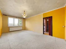 Prodej bytu 3+1, Studená, Komenského, 74 m2