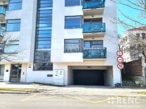 Pronájem garážového stání, Brno, Božetěchova, 14 m2