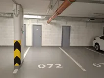 Pronájem garážového stání, Praha - Hloubětín, Poděbradská, 14 m2