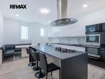 Pronájem bytu 4+kk, Praha - Smíchov, Pod tratí, 111 m2