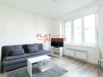 Pronájem bytu 1+kk, Praha - Holešovice, Tusarova, 30 m2