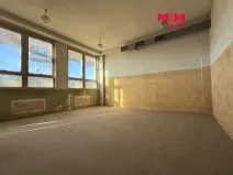 Pronájem skladu, Buštěhrad, Třinecká, 996 m2