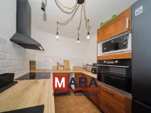 Prodej bytu 4+kk, Mikulovice, Hlavní, 109 m2