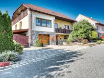 Prodej rodinného domu, Hovorany, 220 m2