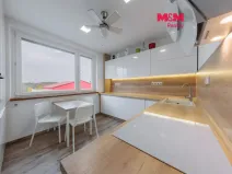 Prodej bytu 2+1, Sokolov, Vítězná, 66 m2