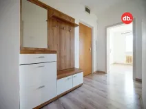 Pronájem bytu 2+1, Karlovy Vary, Krymská, 52 m2