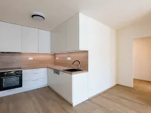 Prodej bytu 2+kk, Praha - Uhříněves, Přátelství, 39 m2