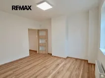 Pronájem kanceláře, Praha - Podolí, Na hřebenech I, 38 m2