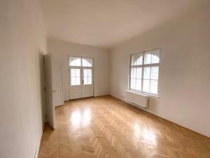 Prodej bytu 4+1, Karlovy Vary, Krále Jiřího, 136 m2