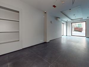 Prodej obchodního prostoru, Karlovy Vary, Zámecký vrch, 150 m2