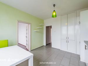 Prodej bytu 3+1, Milevsko, J. A. Komenského, 65 m2