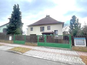 Prodej rodinného domu, Praha - Řepy, Kolínova, 155 m2