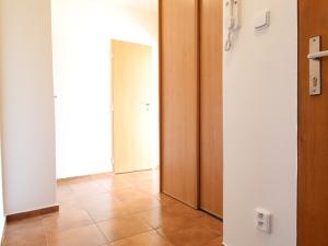 Pronájem bytu 2+kk, Praha - Strašnice, Přetlucká, 55 m2