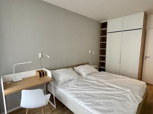 Pronájem bytu 2+1, Praha - Hlubočepy, Vítové, 47 m2