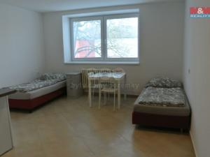 Pronájem bytu 1+kk, Pardubice - Semtín, 28 m2