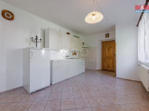 Prodej rodinného domu, Lomnice, Školní, 340 m2