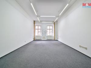 Pronájem kanceláře, Plzeň - Vnitřní Město, Bezručova, 204 m2