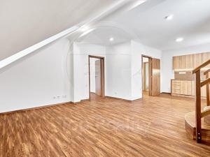 Prodej bytu 2+kk, Karlovy Vary, U Trati, 63 m2