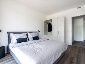 Pronájem bytu 2+kk, Praha - Malešice, Počernická, 60 m2