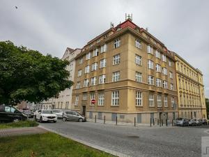 Pronájem bytu 3+1, Praha - Žižkov, Koldínova, 89 m2