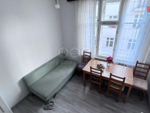 Pronájem bytu 1+1, Praha - Nové Město, Ve Smečkách, 44 m2