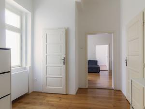 Pronájem bytu 2+kk, Praha - Vinohrady, Bořivojova, 50 m2