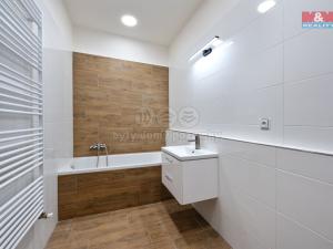 Pronájem bytu 2+kk, Děčín - Děčín I-Děčín, Masarykovo nám., 49 m2