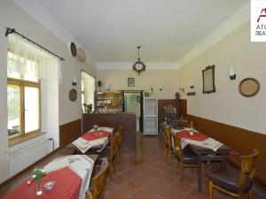 Prodej restaurace, Vidice, 1000 m2