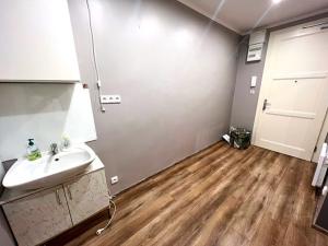 Prodej obchodního prostoru, Praha - Nusle, Horní, 54 m2