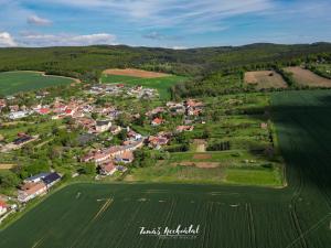 Prodej pozemku, Čeložnice, 1900 m2