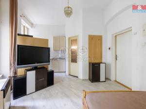 Prodej bytu 3+1, Karlovy Vary, Stará Louka, 69 m2