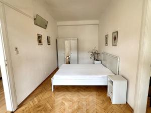 Prodej bytu 3+kk, Praha - Nové Město, Ostrovní, 74 m2