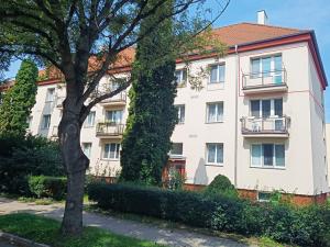 Pronájem bytu 2+kk, Praha - Kbely, Luštěnická, 53 m2