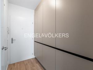 Pronájem bytu 1+kk, Praha - Libeň, Novovysočanská, 26 m2