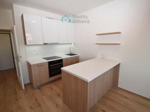 Pronájem bytu 1+kk, Chrudim, Luhanova, 36 m2