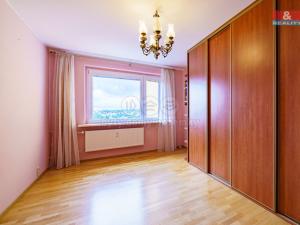 Prodej bytu 3+1, Karlovy Vary - Drahovice, Stará Kysibelská, 75 m2