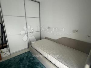 Prodej bytu 3+kk, Njivice, Chorvatsko, 80 m2