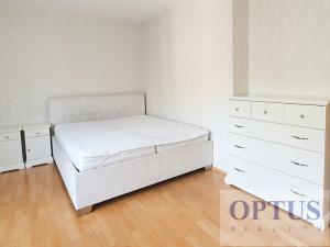 Pronájem bytu 1+kk, Praha - Vinohrady, U Zvonařky, 36 m2