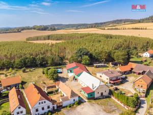 Prodej zemědělského objektu, Postupice - Čelivo, 812 m2